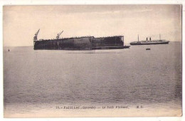 (33) 430, Pauillac, MD 77, Le Dock Flottant - Pauillac