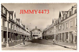 CPSM - ROSIERES En 1957 (Somme) Rue Du Niger ( Bien Animée ) Edit. " CIM " COMBIER MACON - Rosieres En Santerre