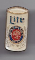 Pin's Canette De Bière Lite Afine Pilsner Réf 4762 - Beverages