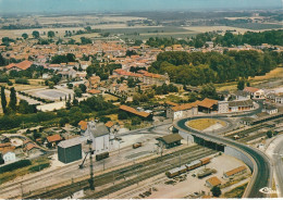 55 - REVIGNY-SUR-ORNAIN - GARE - CHEMINS DE FER - VOIR ZOOM  - BON ETAT - Revigny Sur Ornain