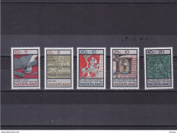 PAYS BAS 1966 BIENFAISANCE Yvert 832-836, Michel 858-862 NEUF** MNH Cote 3,50 Euros - Neufs