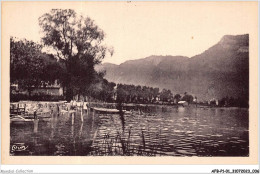 AFBP1-01-0019 - NANTUA - Les Bords Du Lac Et Le Signe  - Nantua