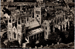 18-5-2024 (5 Z 28) UK (b/w Old) Selby Abbey - Chiese E Conventi