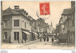 LIVAROT LA RUE DE FALAISE ET MAISON LAVILLE - Livarot