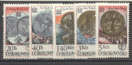 Tchécoslovaquie  Yvert  2258/2262    * *  TB  Monnaie  - Nuovi