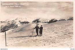 [31] SUPERBAGNERES. - Sports D'Hiver -  Sur Le Plateau, Un Couple De Skieurs - Superbagneres