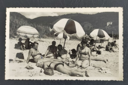 Photo Ancienne Pin-up Plage Bronzette Maillot De Bain - Pin-ups