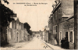 18 . SANCOINS . ROUTE DE BOURGES . LA GENDARMERIE . BOULANGERIE . DOCKS DU CHER - Sancoins