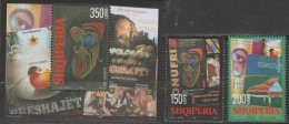 Europa 2003 Art De L'Affiche Voir Liste Des Timbres à Vendre ** - 2003