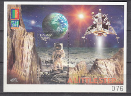 BHUTAN, 2000, International Stamp Exhibition "WORLD STAMP EXPO 2000" - Anaheim, California, USA - Space, MS, MNH, (**) - Bhutan