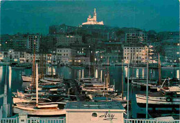 13 - Marseille - Le Vieux Port - Notre Dame De La Garde - Vue De Nuit - CPM - Voir Scans Recto-Verso - Old Port, Saint Victor, Le Panier