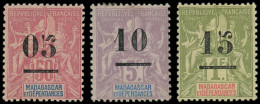 * MADAGASCAR - Poste - 48/50, Complet 3 Valeurs - Ungebraucht