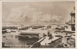 CPA-SIGAPORE-SINGAPOUR-Clifford Pier And Inside Break Water - Singapour