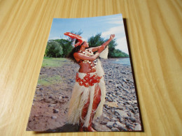 CPSM Tahiti (Polynésie Française).Danse Exécutée Par Tarita, Vedette Du Film " Les Révoltés Du Bounty ". - Polynésie Française