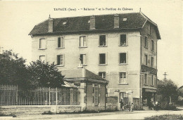 39  TAVAUX - " BELLEVUE " ET LE PAVILLON DU CHATEAU (ref 25535) - Tavaux