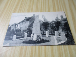 CPA Courtomer (61).Le Monument Des Morts Pour La Patrie. - Courtomer