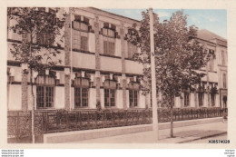 CPA 93 NOISY LE SEC école Des Jeunes Filles  Boulevard Gambetta - Noisy Le Sec