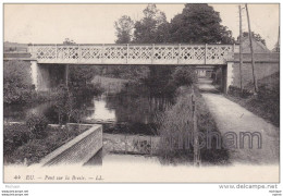 CPA  76  EU   PONT SUR LA  BRESLE    T B ETAT - Eu