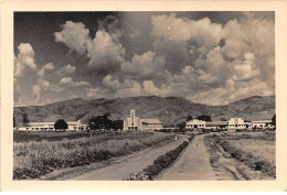 Congo - N°85779 - KINSHASA - Cette Vue Est Prise Du Stade De Football - La Mission Catholique - Carte Photo - Sonstige & Ohne Zuordnung