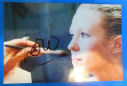 AUTOGRAPHE DE LORIE SUR PHOTO - Singers & Musicians