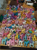 Très Rare Lot De 116 Petits Poneys De 1982 Aux Années 2000 - Jouets Anciens