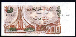 681-Algérie 200 Dinars 1983 01-107 - Algeria