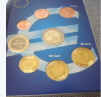 Ce Set EURO Malte 2008 - Tous Frappés D'un F ( DONC Par La Monnaie De Paris) Dans L'étoile à 30 Minutes - Malte