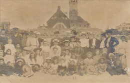 Allemagne - RPPC - SWINEMÜNDE - Groupe De Personnes Sur Une Plage - Pommern