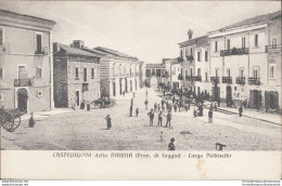 Ai470 Cartolina Castelnuovo Della Daunia Largo Plebiscito Provincia Di Foggia - Foggia