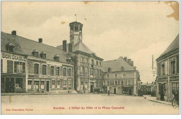 02.VERVINS.L'HOTEL DE VILLE ET LA PLACE CECCALDI.LE LIBERAL DE L'AISNE.AU BON DIABLE.TACHE - Vervins