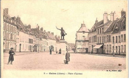 02.GUISE.PLACE D'ARMES. - Guise