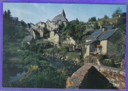 Carte Postale 19. Treignac  Intérieur De L'église Très Beau Plan - Treignac