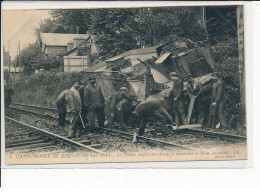 BERNAY : La Catastrophe De 1910, La Tender Projeté Par-dessus La Locomotive à 50m En Avant - Très Bon état - Bernay
