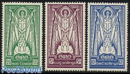 Ireland 1942 Definitives 3v, Normal Paper, Mint NH, Religion - Transport - Religion - Fire Fighters & Prevention - Nuovi