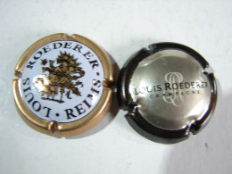 Cap. 64. Deux Champagnes Louis Roederer, Blanc Et Or Et Beige Et Brun - Roederer, Louis