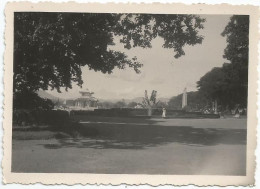 VIETNAM , INDOCHINE , HUE , JARDIN DE LA RIVE GAUCHE - Asie