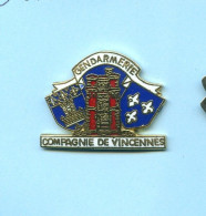 Superbe Pins Gendarmerie Vincennes Egf E201 - Police