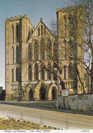 Postcard  Ripon Cathedral The West Front My Ref B26498 - Autres & Non Classés