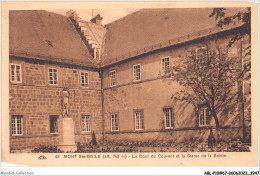 ABLP10-67-0918 - MONT-SAINTE-ODILE  - Cour Du Couvent Et La Statue De La Sainte - Sainte Odile