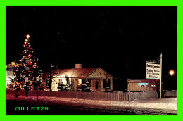 ROCHESTER, NY - ROCHESTER CONVENTION & PUBLICITY BUREAU LITTLE WHITE HOUSE IN WINTER - TRAVEL IN 1955 - DEXTONE - - Rochester