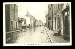 85 Vendée Les Herbiers Rue De Saumur - Les Herbiers