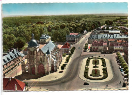 En Avion Au Dessus De ...  ARCIS-SUR-AUBE Place De La République Et L'église - Arcis Sur Aube