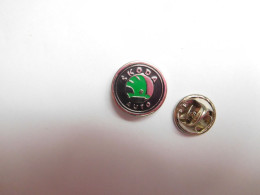 Beau Pin's  , Auto Skoda , VW , VAG - Volkswagen