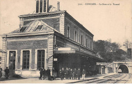 27 - CONCHES - SAN66664 - La Gare Et Le Tunnel - En L'état - Pli - Conches-en-Ouche