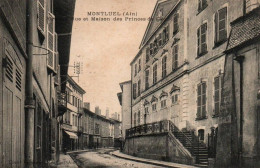 CPA 01 - MONTLUEL (Ain) - Grande Rue Et Maison Des Princes De Condé - Montluel