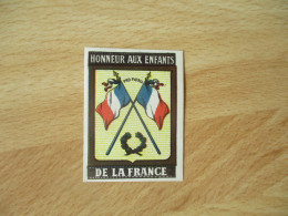WW 1 VIGNETTE TIMBRE HONNEUR AUX ENFANTS DE LA FRANCE ERINNOPHILIE - Militärmarken