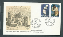 Enveloppe 1er Jour Temple Of Aphrodite 12/04/1982 Qaa7012 - Briefe U. Dokumente