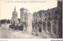 AFCP6-84-0645 - AVIGNON - Le Palais Des Papes Et La Cathédrale N -d Des Doms - Avignon (Palais & Pont)