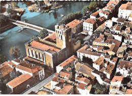 34. N°kri10559. Adge .vue Aerienne Sur La Cathédrale . N°11 213 . Edition Apa-poux . Sm 10X15 Cm . - Agde