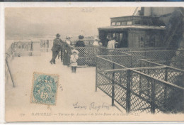 Marseille (13 Bouches Du Rhône) Terrasse Des Ascenseurs De Notre Dame De La Garde - édit. LL N° 179 Vue Peu Commune 1904 - Notre-Dame De La Garde, Ascenseur